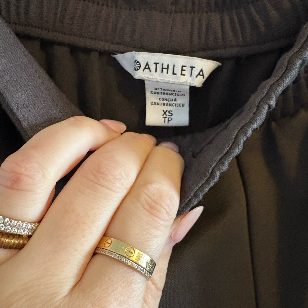 Athleta workout set (pants, tank, long sleeve) XS - Picture 7 of 8